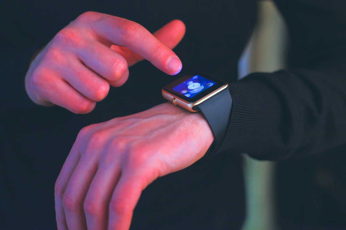 come lo smartwatch controlla la salute